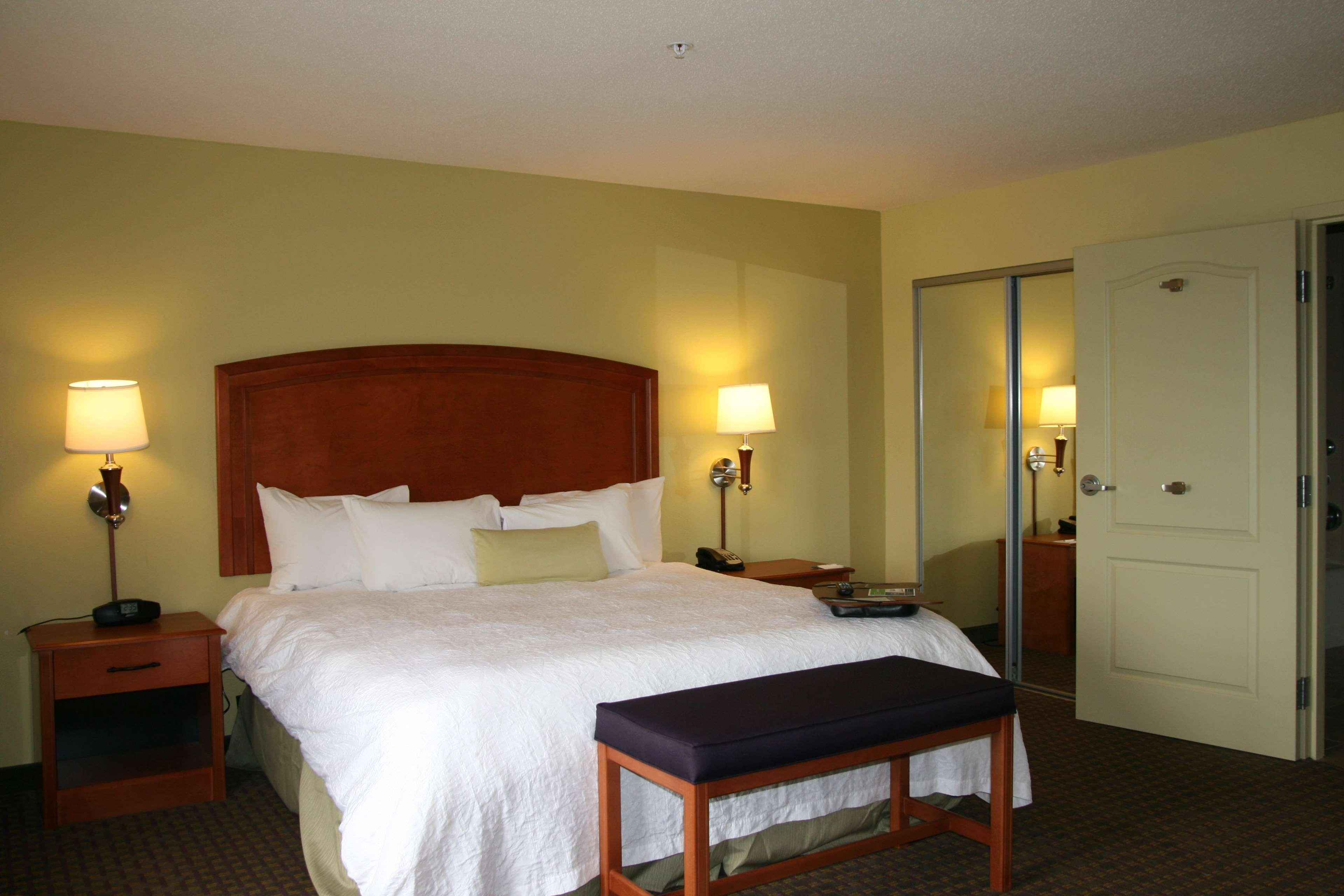 Hampton Inn Macomb Bilik gambar